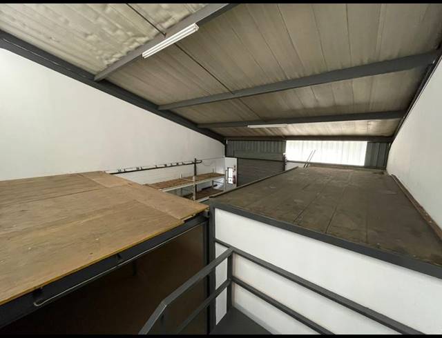 INDUSTRIAL PROPERTY TO RENT IN HENNOPSPARK